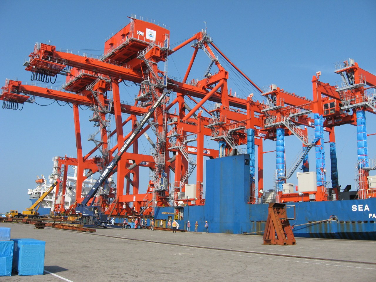 attraction-Sihanouk ville Economy Port.jpg